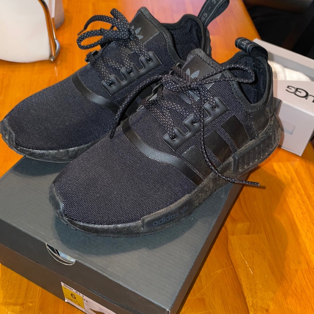Black Adidas NMD